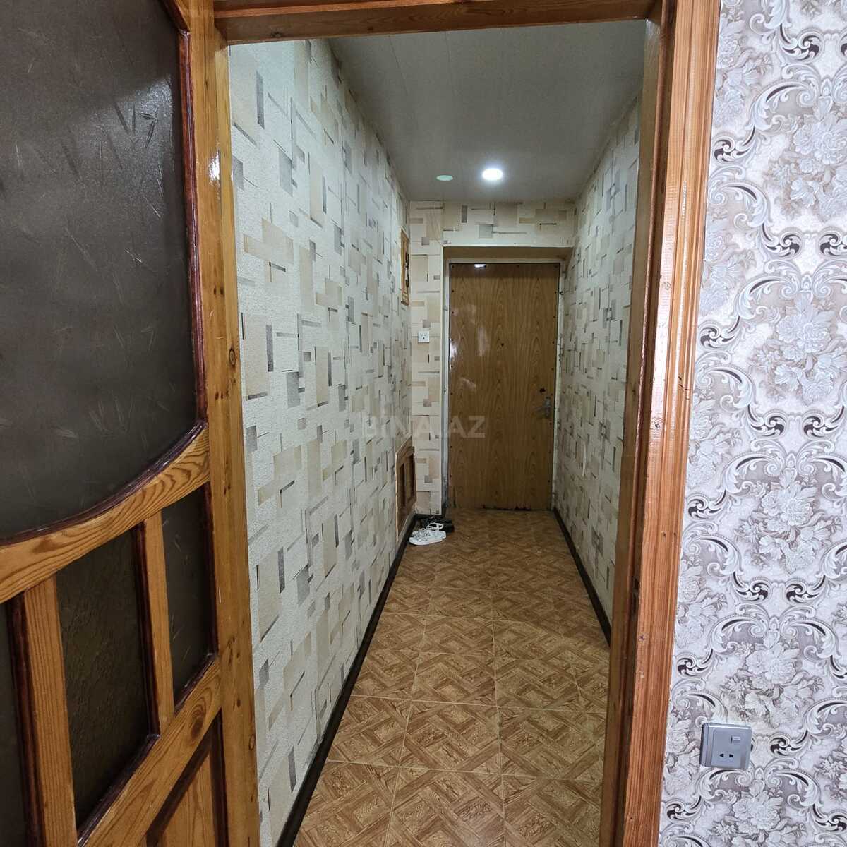 2 otaqlı Köhnə tikili, Xalqlar Dostluğu m., Bakı
