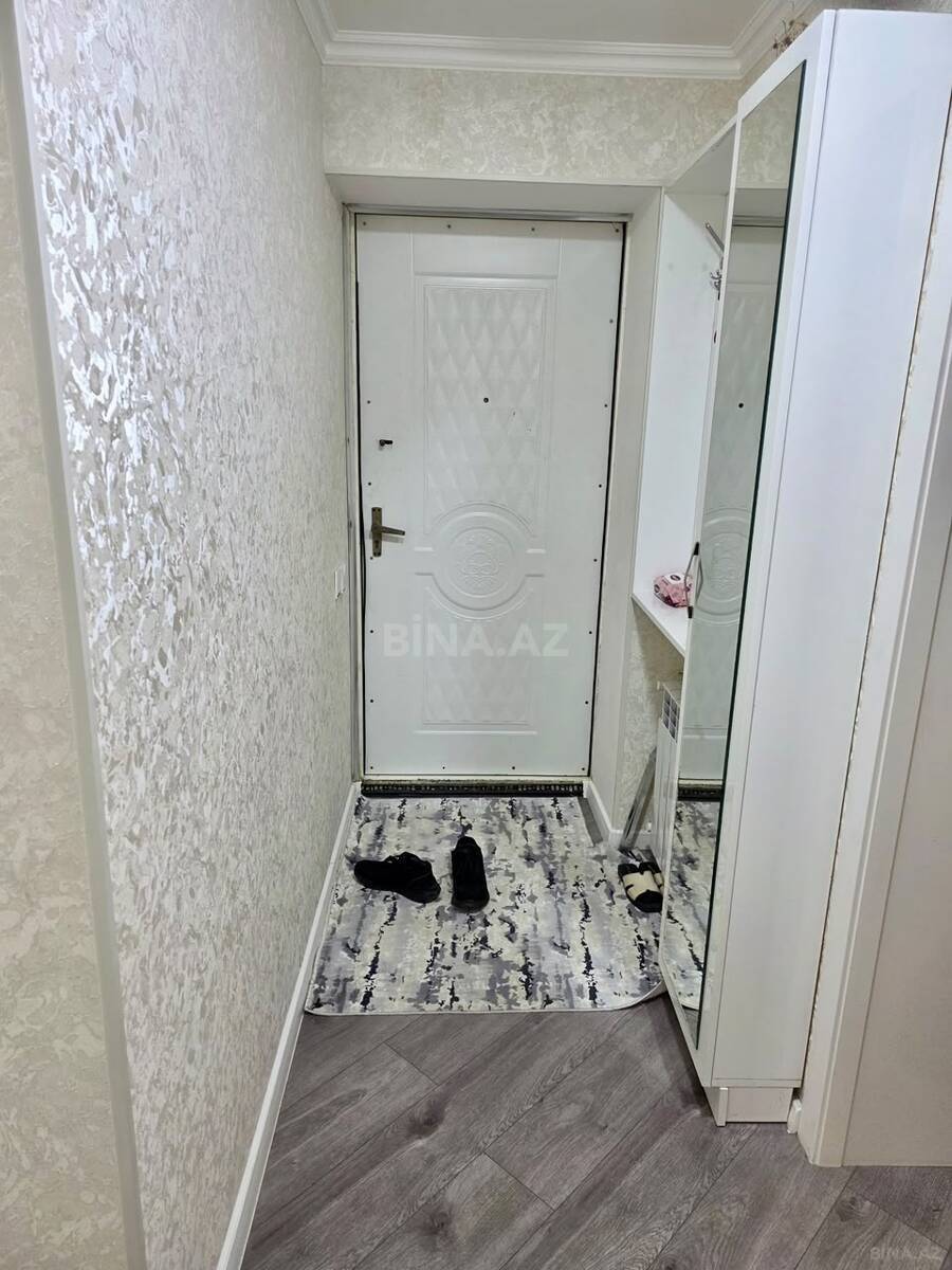 3 otaqlı Köhnə tikili, Neftçilər m., Bakı