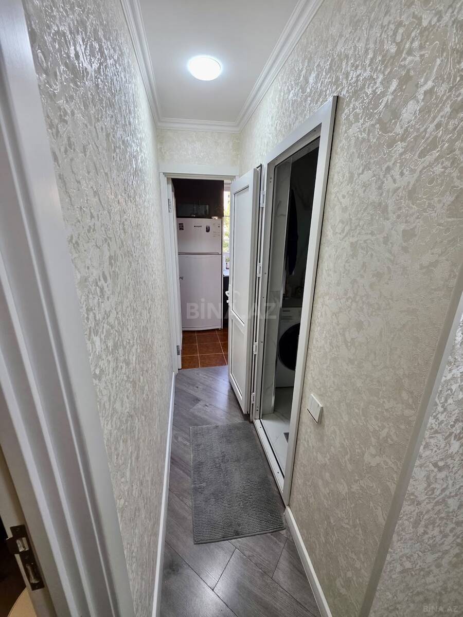 3 otaqlı Köhnə tikili, Neftçilər m., Bakı