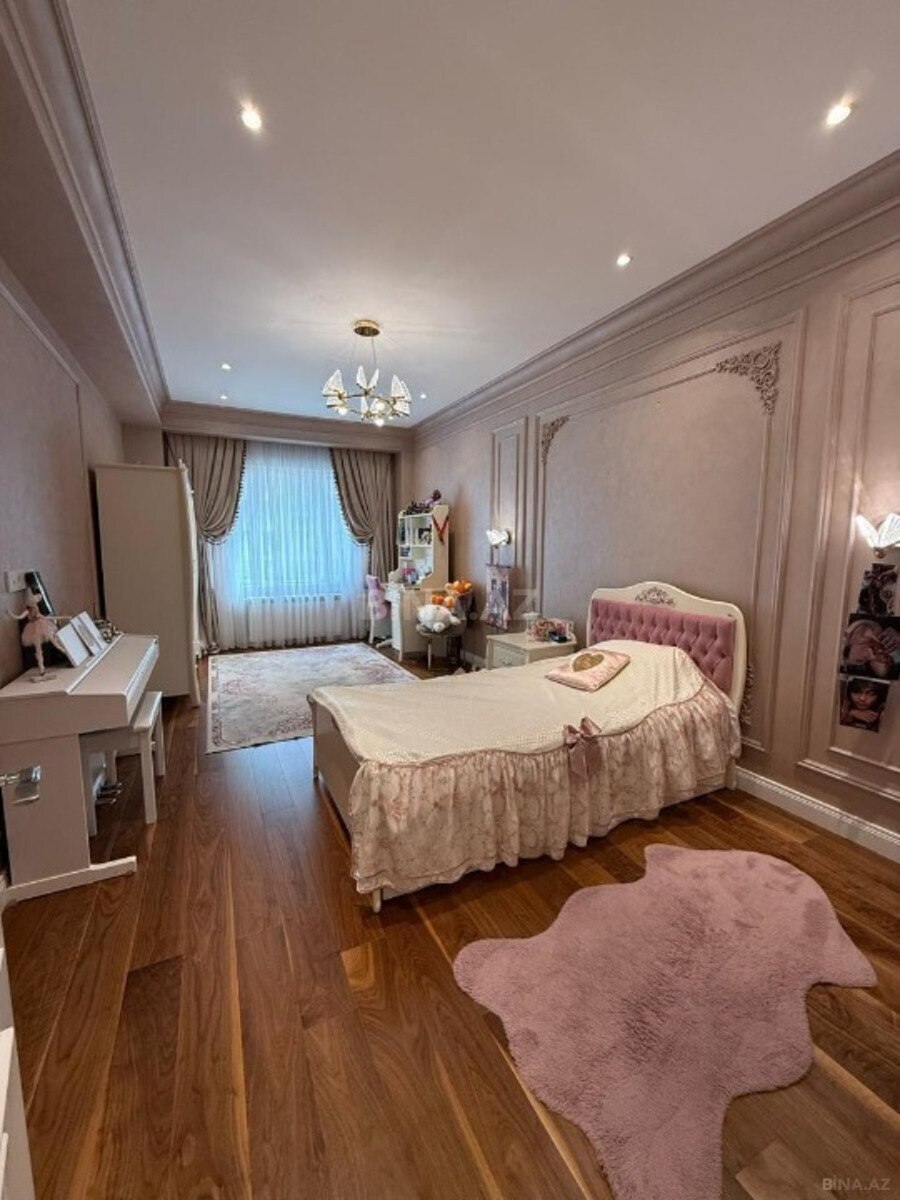 4 otaqlı Yeni tikili, Şah İsmayıl Xətai m., Bakı