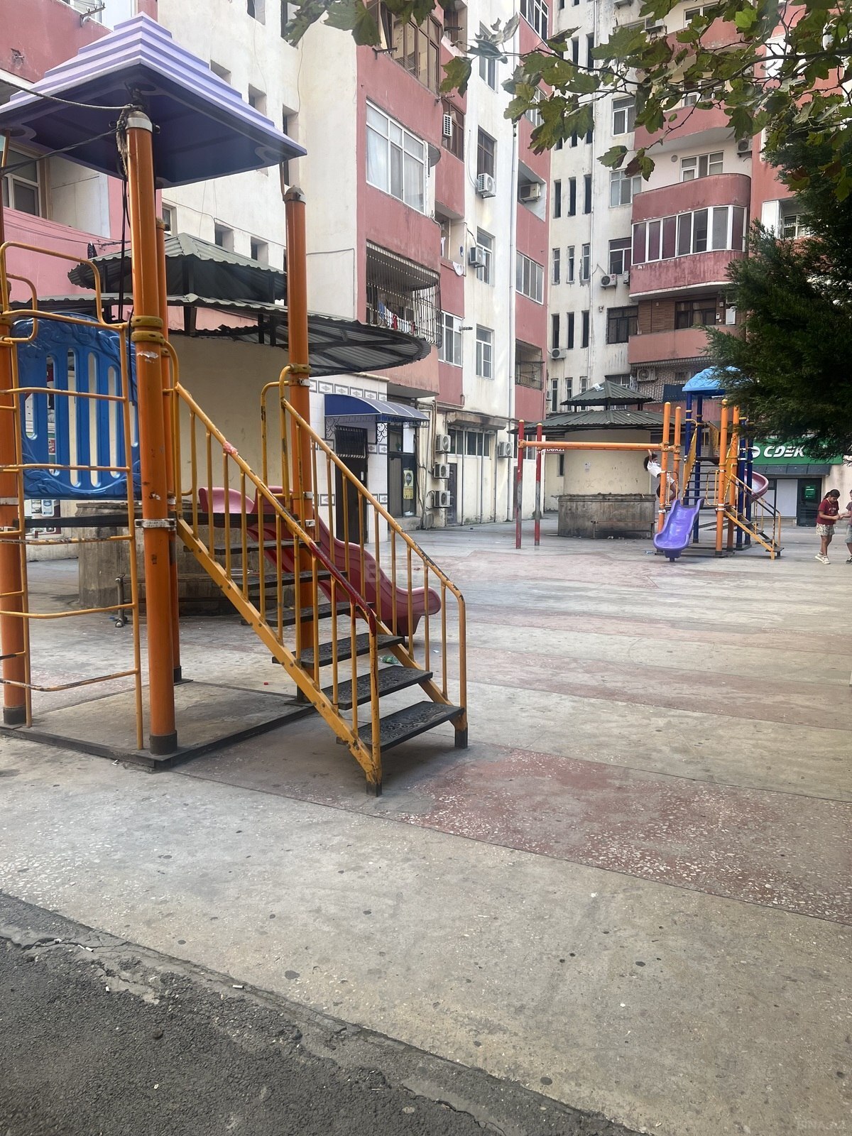 3 otaqlı Yeni tikili, Həzi Aslanov m., Bakı