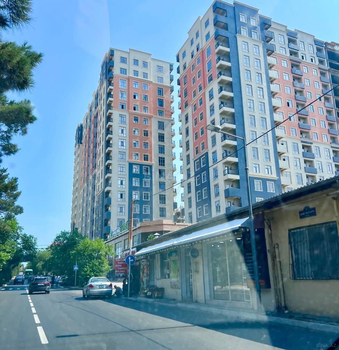 4 otaqlı Yeni tikili, Qara Qarayev m., Bakı
