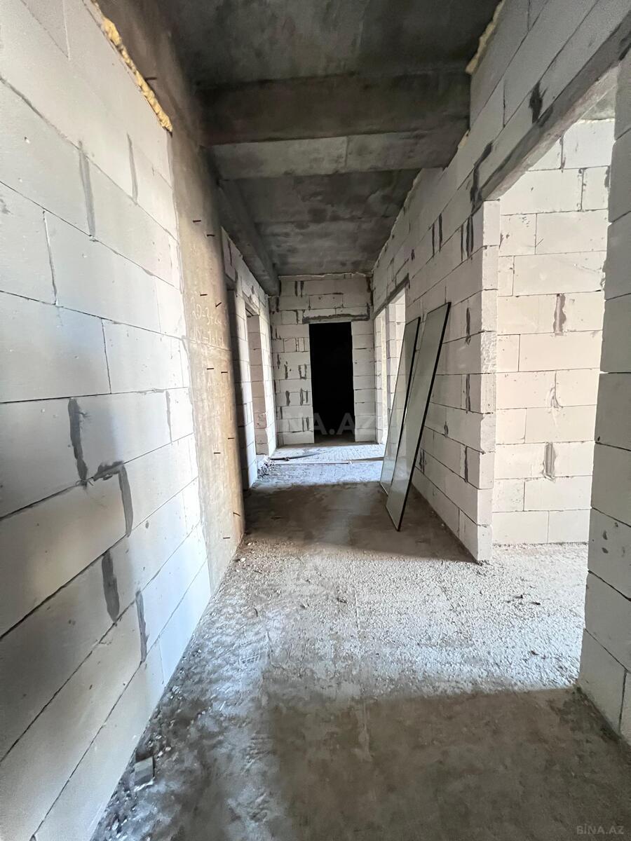 4 otaqlı Yeni tikili, Qara Qarayev m., Bakı