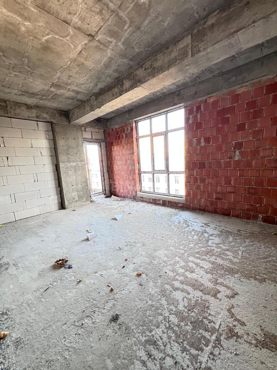 4 otaqlı Yeni tikili, Qara Qarayev m., Bakı