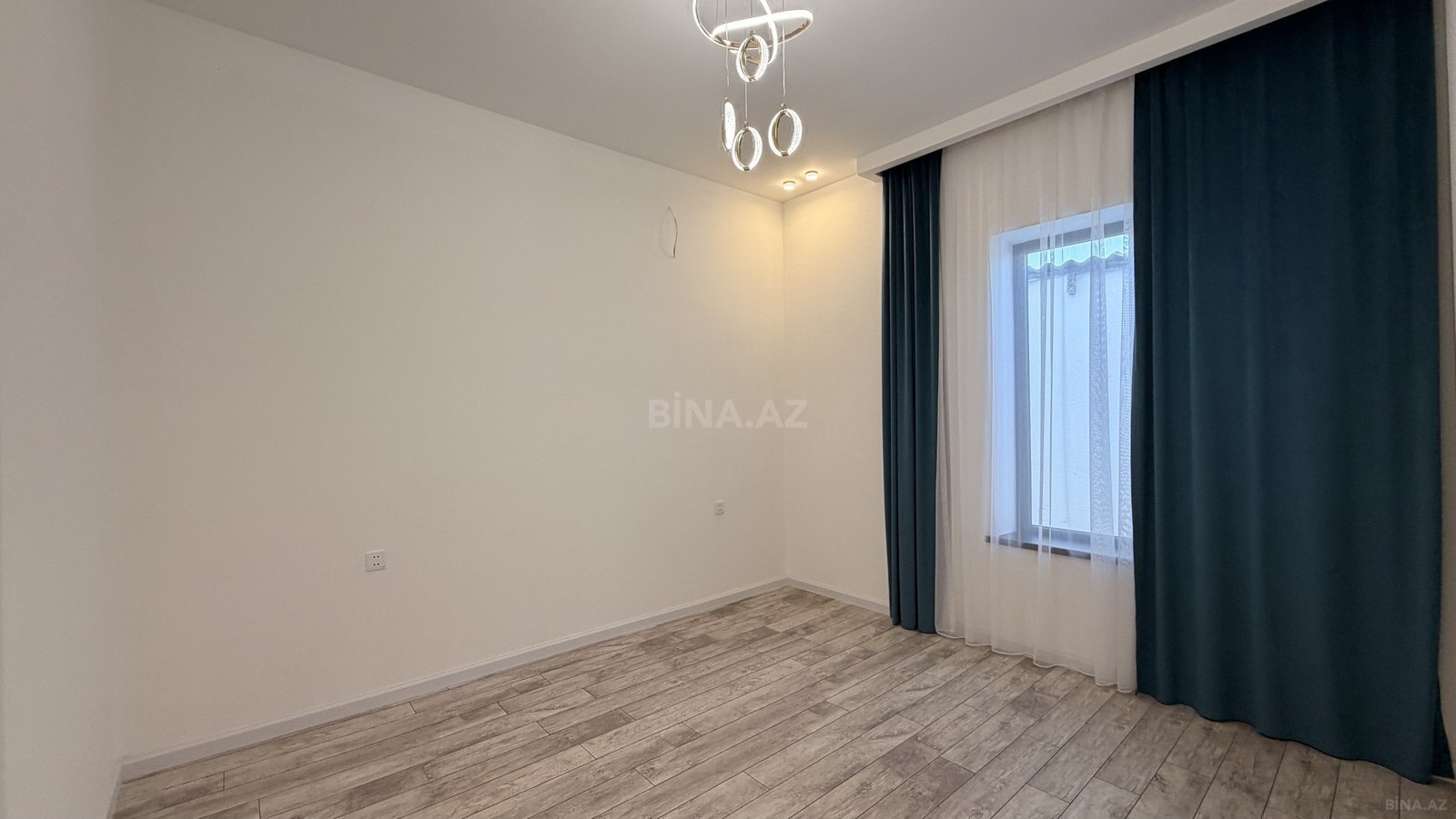 4 otaqlı Həyət evi/Bağ evi, Şüvəlan q., Bakı