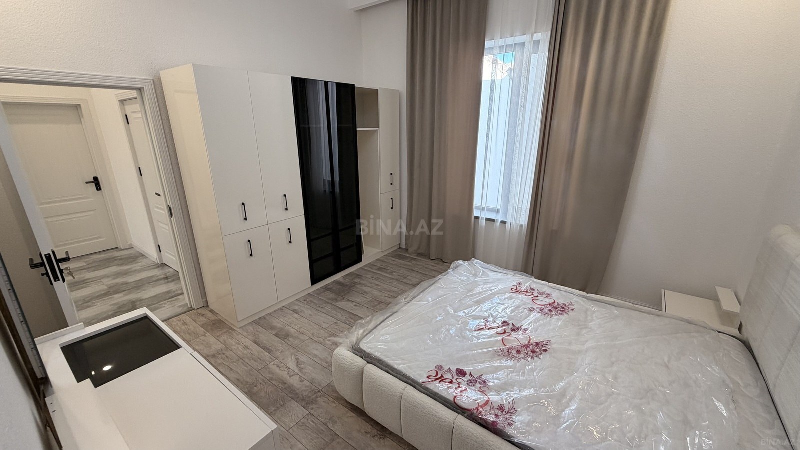 4 otaqlı Həyət evi/Bağ evi, Şüvəlan q., Bakı