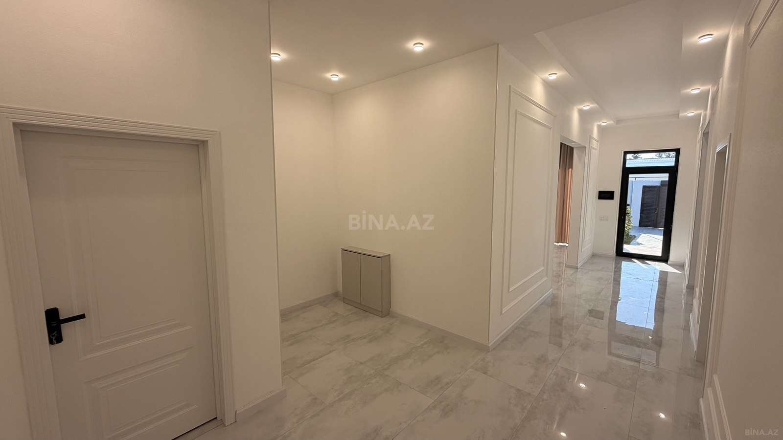 4 otaqlı Həyət evi/Bağ evi, Şüvəlan q., Bakı