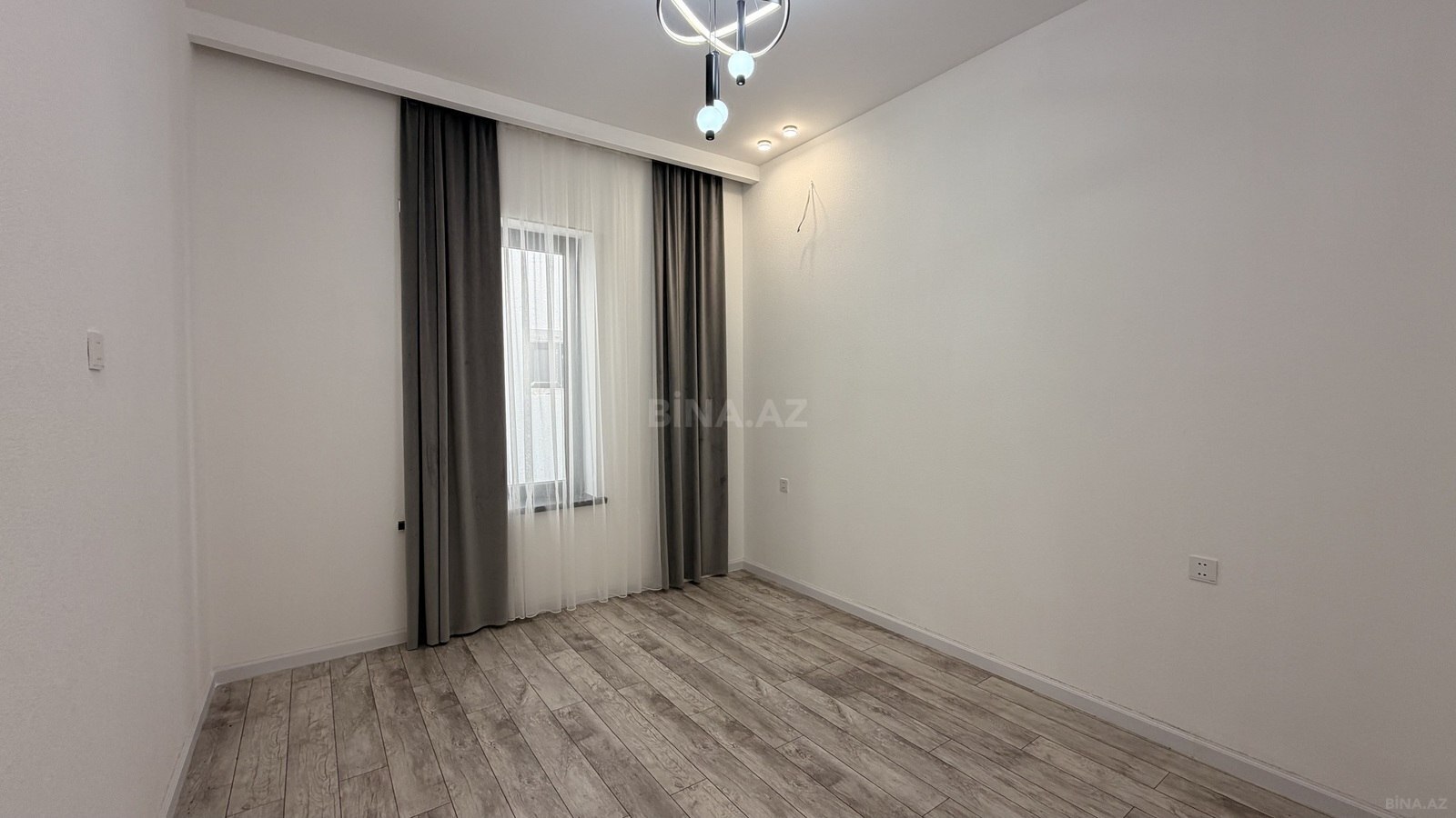 4 otaqlı Həyət evi/Bağ evi, Şüvəlan q., Bakı