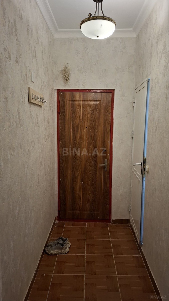 2 otaqlı Köhnə tikili, Memar Əcəmi m., Bakı
