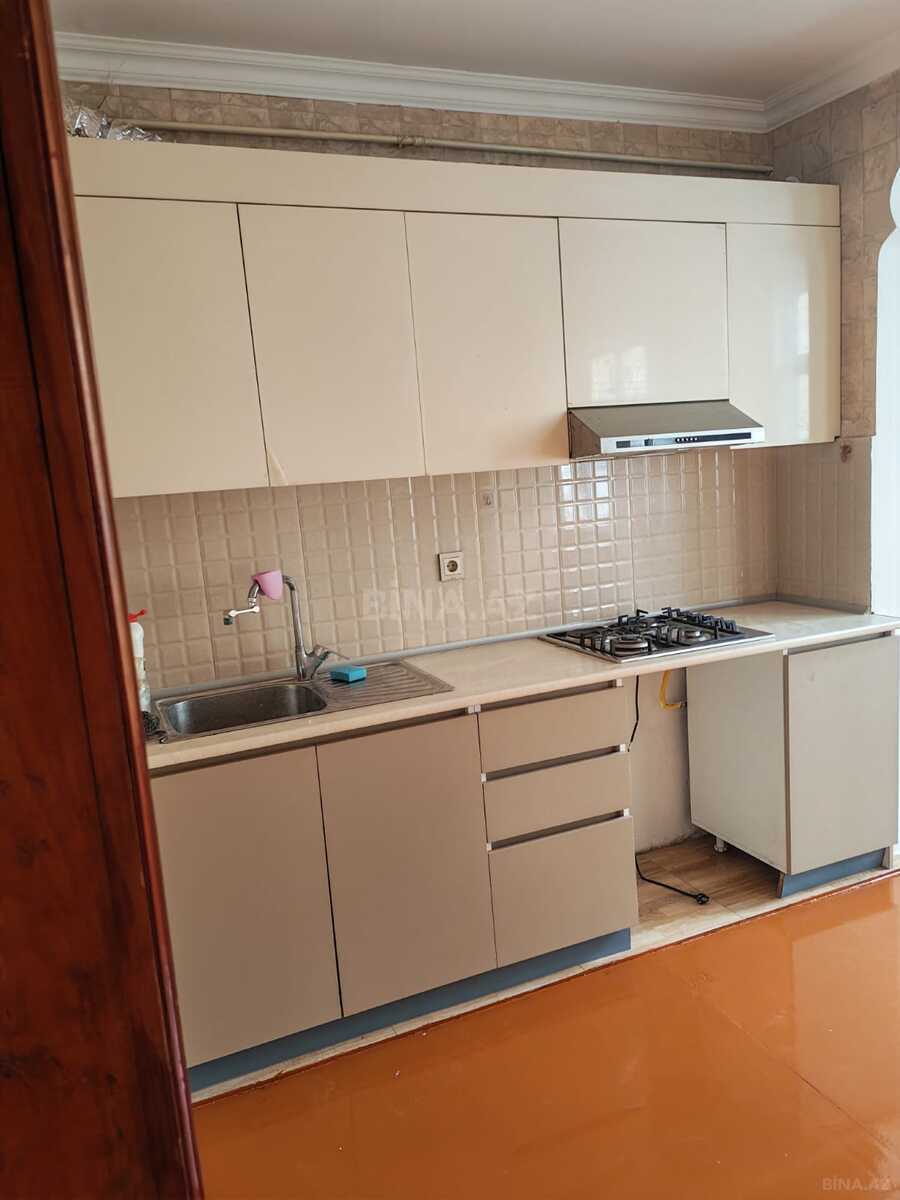 2 otaqlı Köhnə tikili, Həzi Aslanov m., Bakı