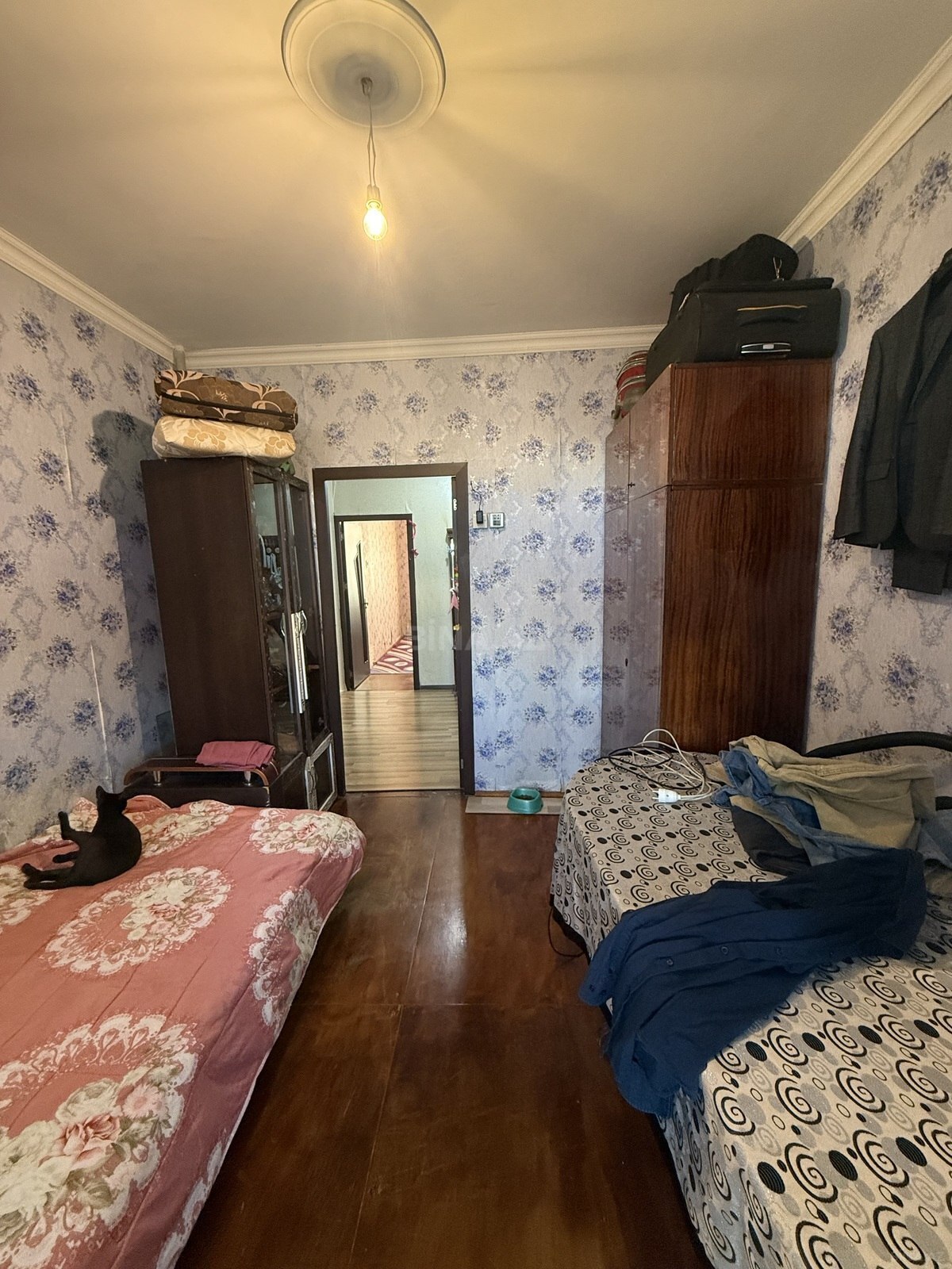 3 otaqlı Köhnə tikili, Həzi Aslanov m., Bakı