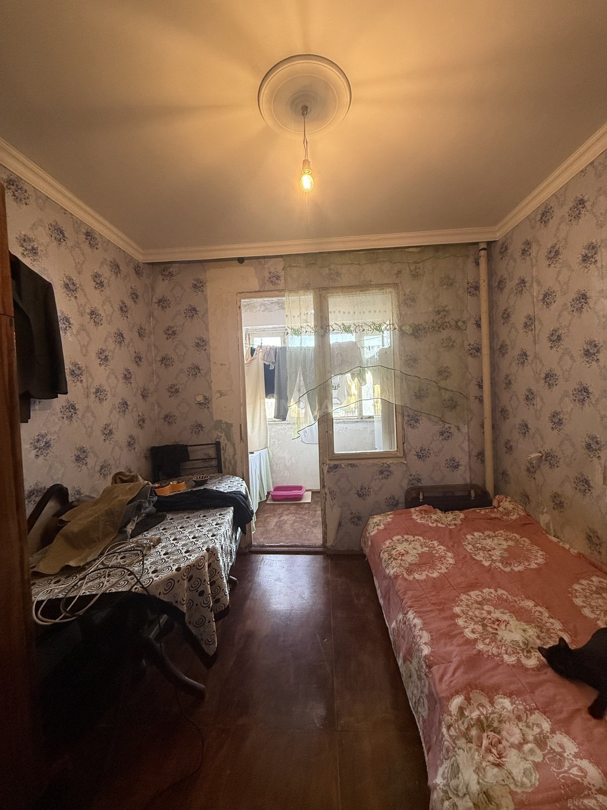 3 otaqlı Köhnə tikili, Həzi Aslanov m., Bakı
