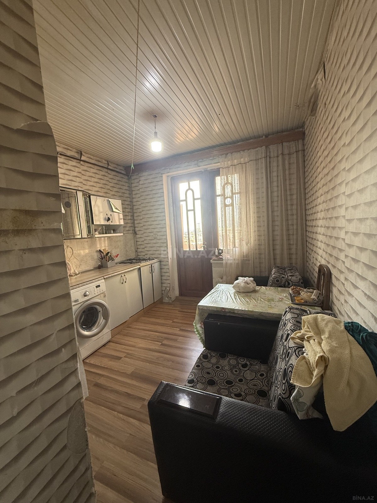 3 otaqlı Köhnə tikili, Həzi Aslanov m., Bakı