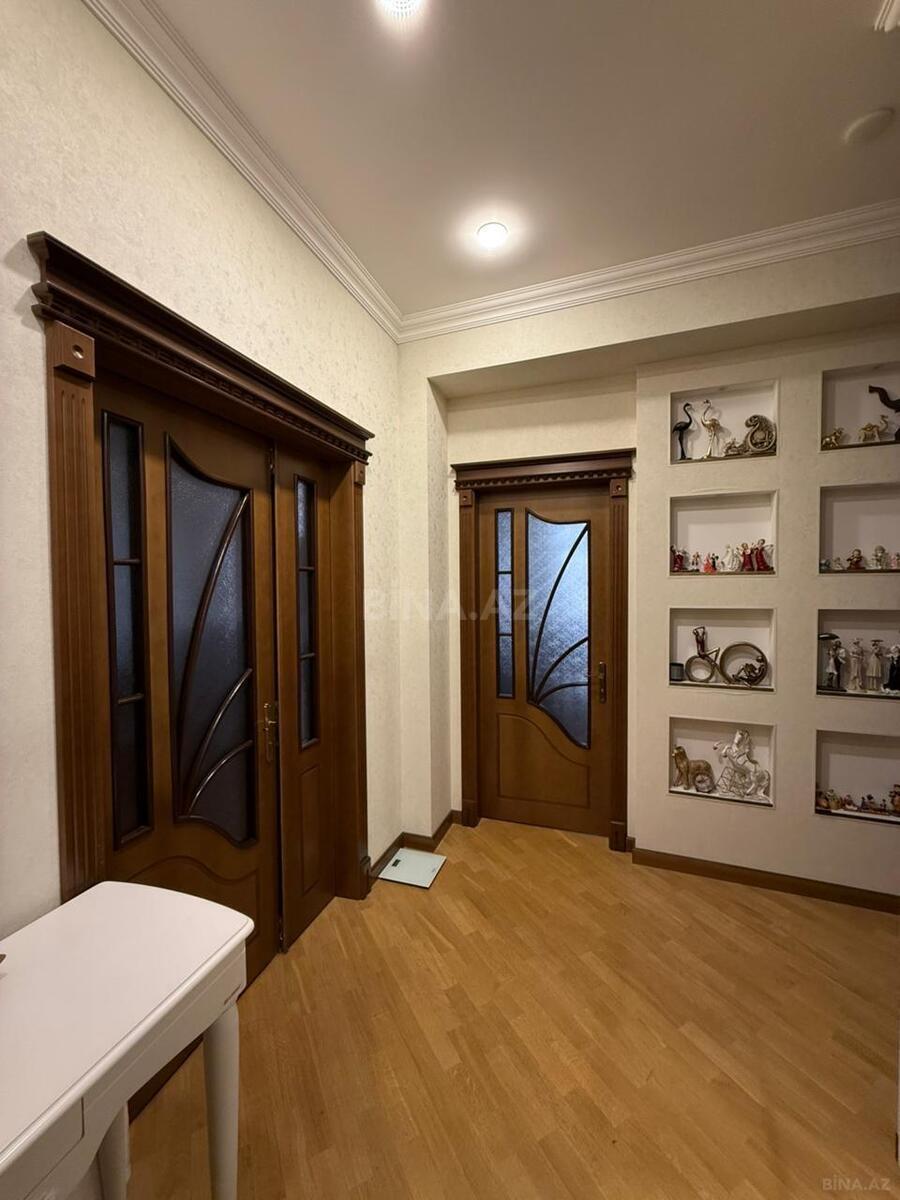 3 otaqlı Yeni tikili, Nizami m., Bakı