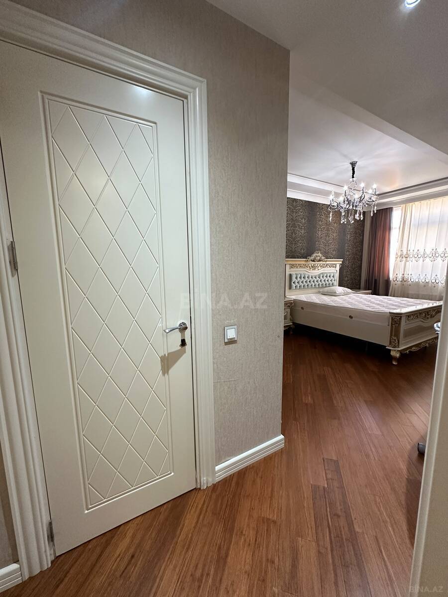 3 otaqlı Yeni tikili, Şah İsmayıl Xətai m., Bakı