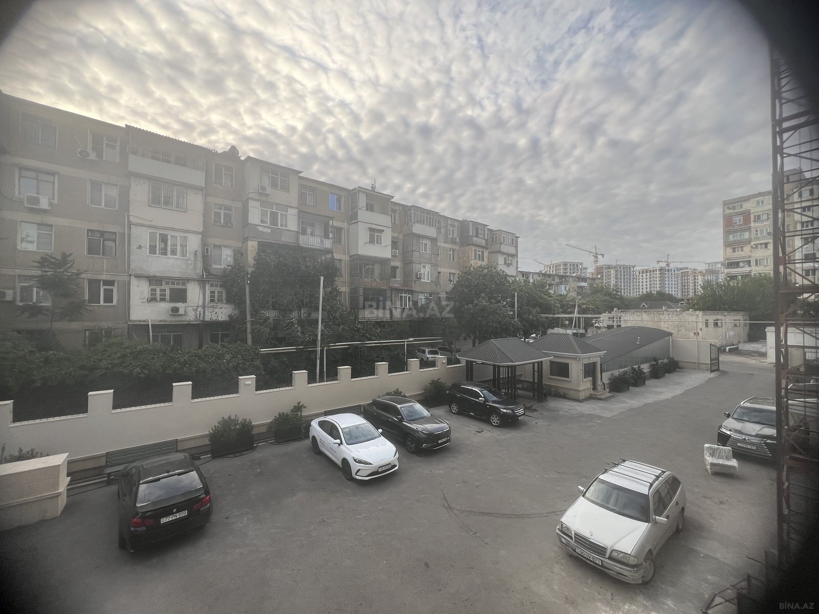 10 otaqlı Yeni tikili, 20 Yanvar m., Bakı