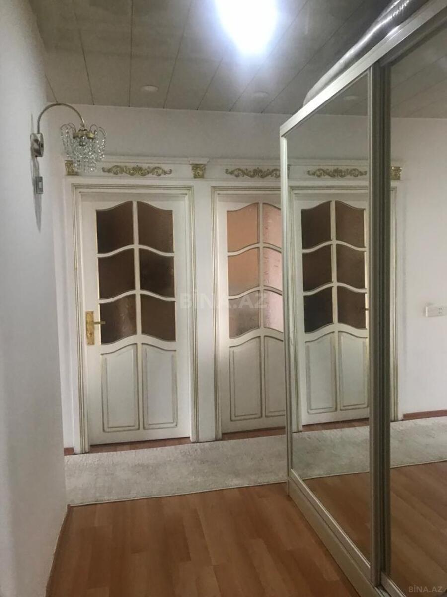 3 otaqlı Köhnə tikili, Nəsimi m., Bakı