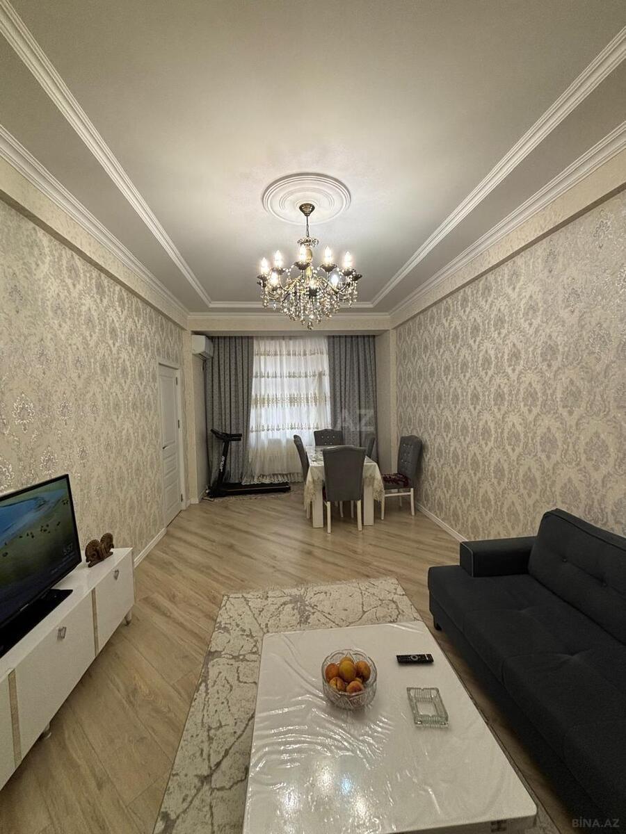 3 otaqlı Yeni tikili, Xırdalan