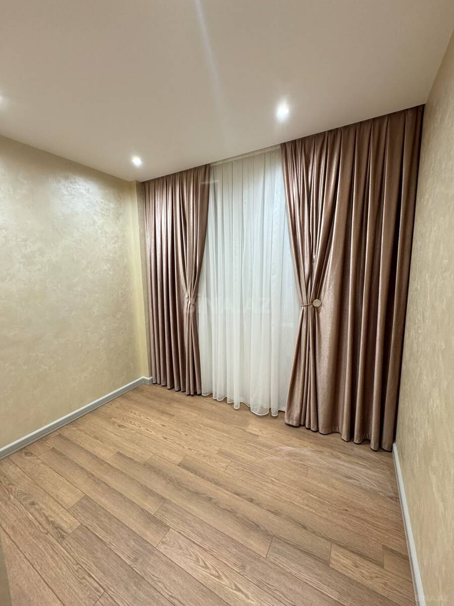 1 otaqlı Köhnə tikili, Qara Qarayev m., Bakı