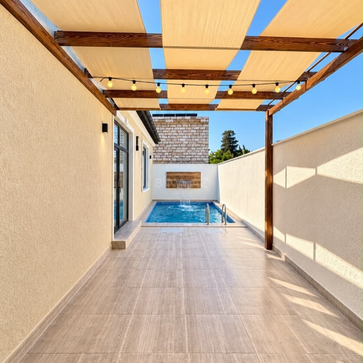 4 otaqlı Həyət evi/Bağ evi, Şüvəlan q., Bakı