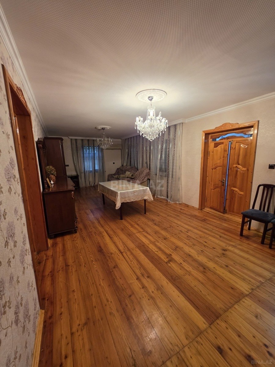6 otaqlı Həyət evi/Bağ evi, Gəncə