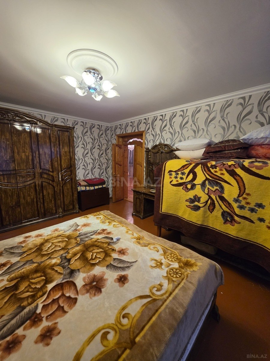 6 otaqlı Həyət evi/Bağ evi, Gəncə