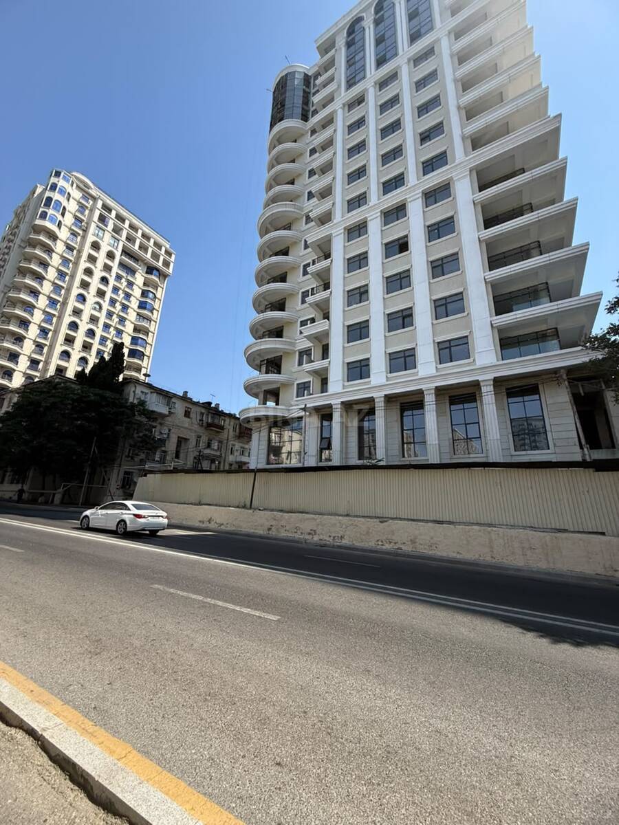 3 otaqlı Yeni tikili, 28 May m., Bakı