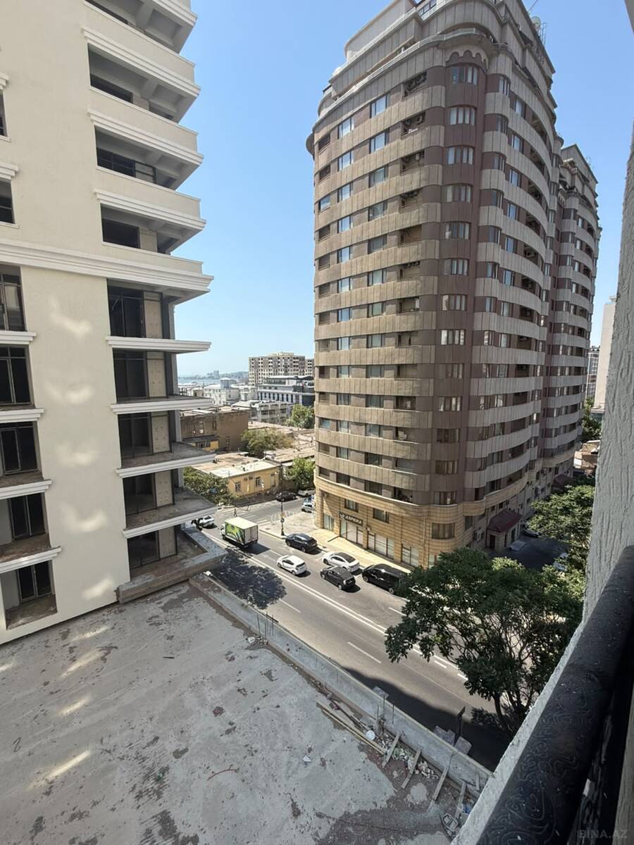 3 otaqlı Yeni tikili, 28 May m., Bakı