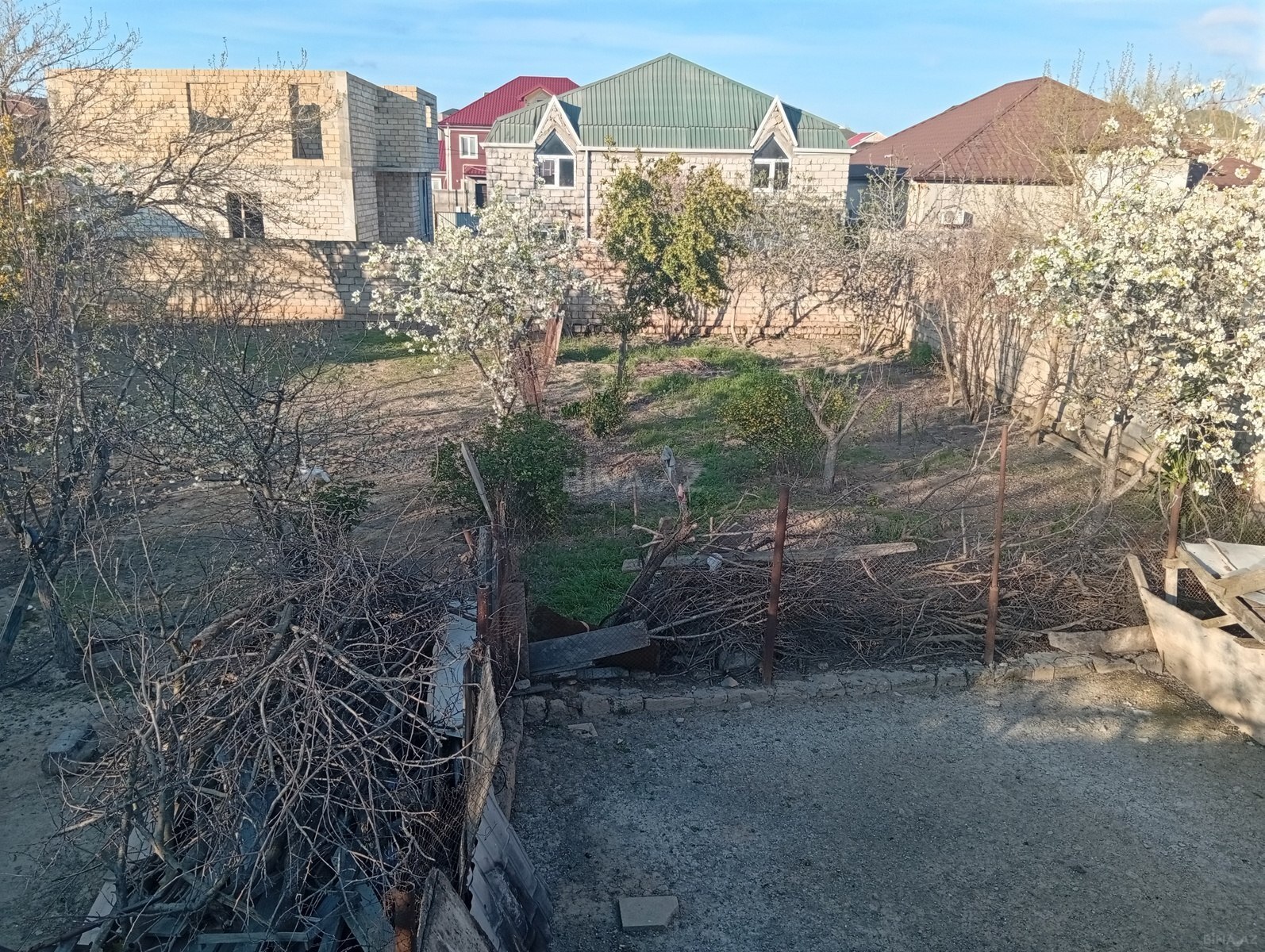 Torpaq Mərdəkan q., Bakı