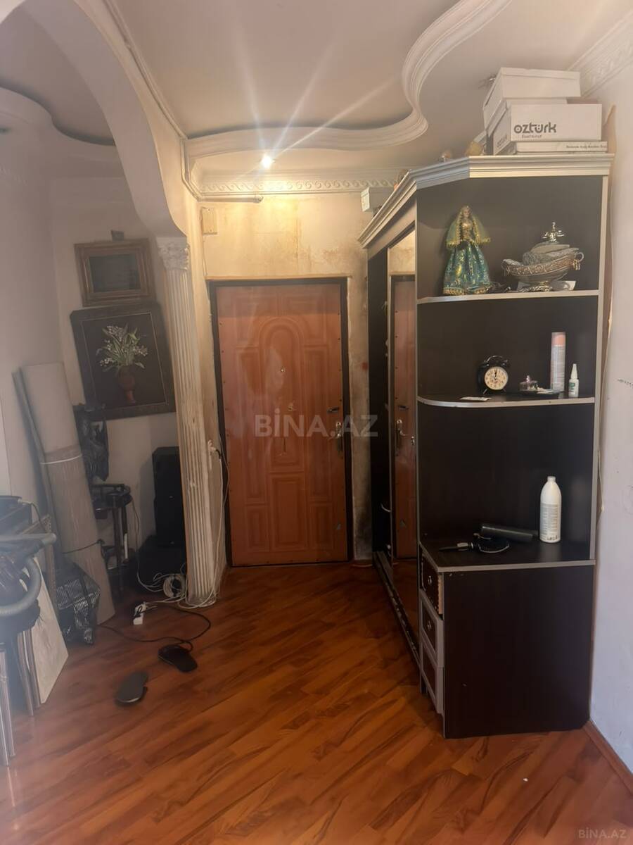 3 otaqlı Köhnə tikili, Azadlıq Prospekti m., Bakı