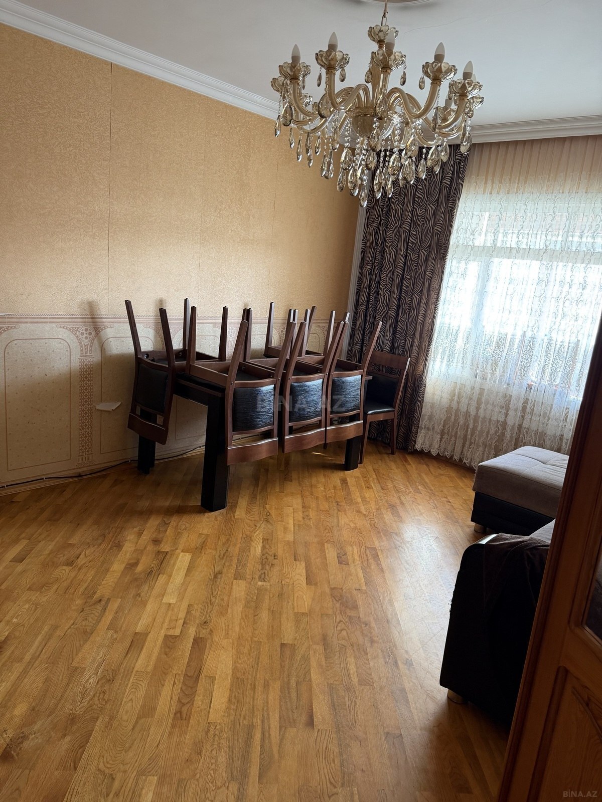 3 otaqlı Köhnə tikili, Sumqayıt