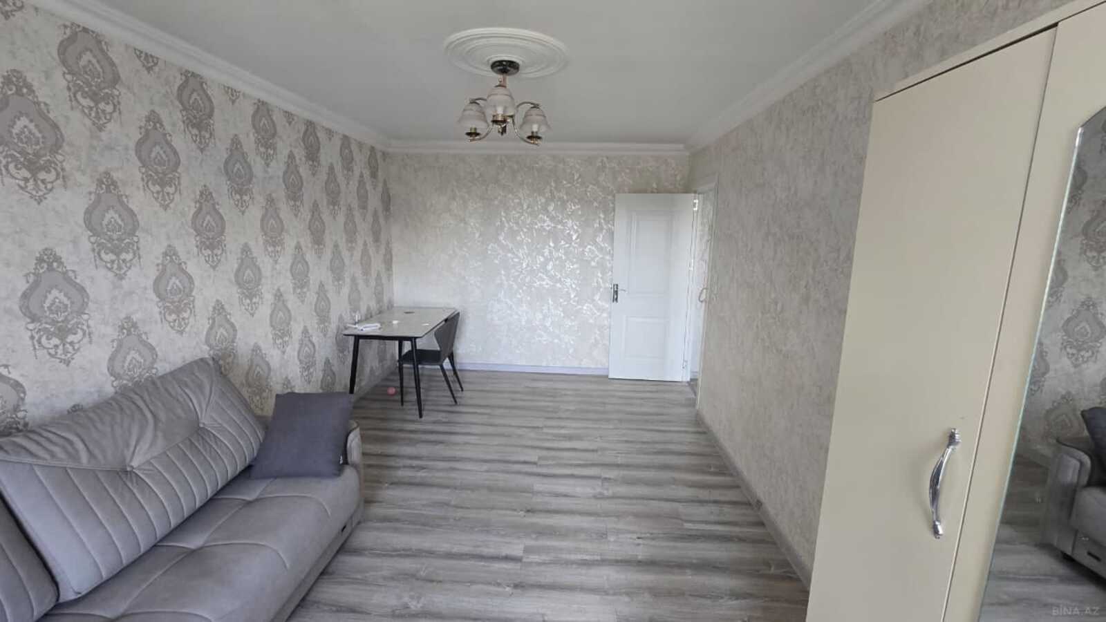 1 otaqlı Köhnə tikili, Qara Qarayev m., Bakı