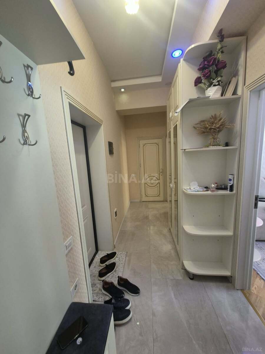 3 otaqlı Yeni tikili, Xırdalan