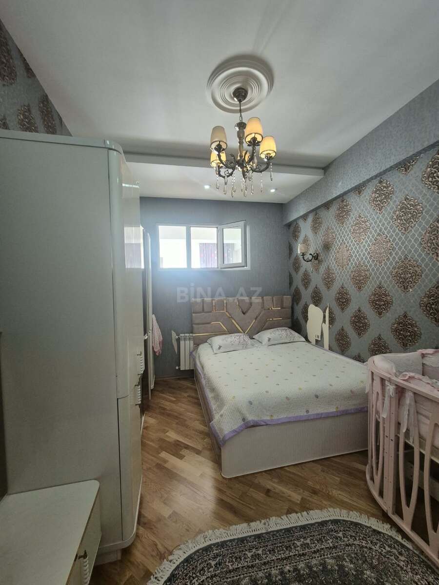3 otaqlı Yeni tikili, Xırdalan