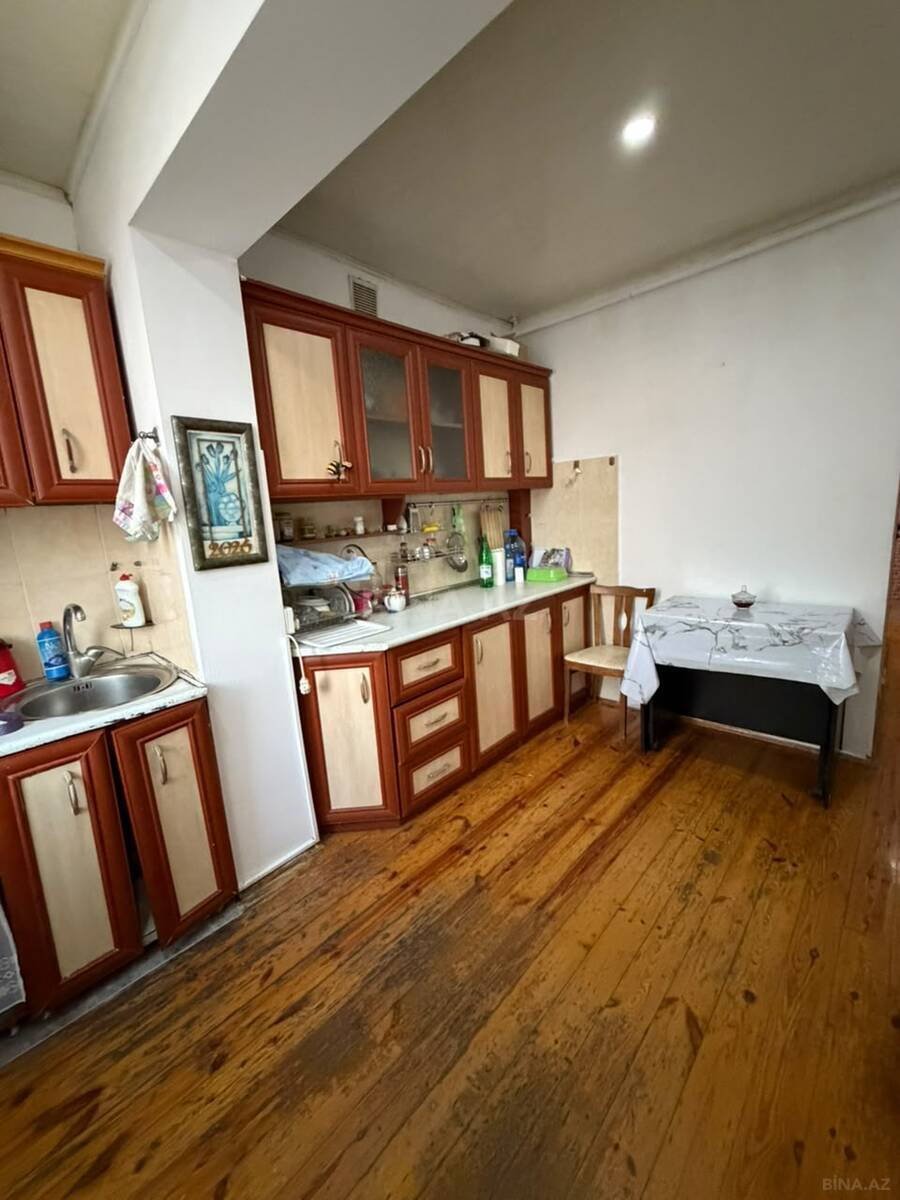 2 otaqlı Köhnə tikili, Əhmədli m., Bakı