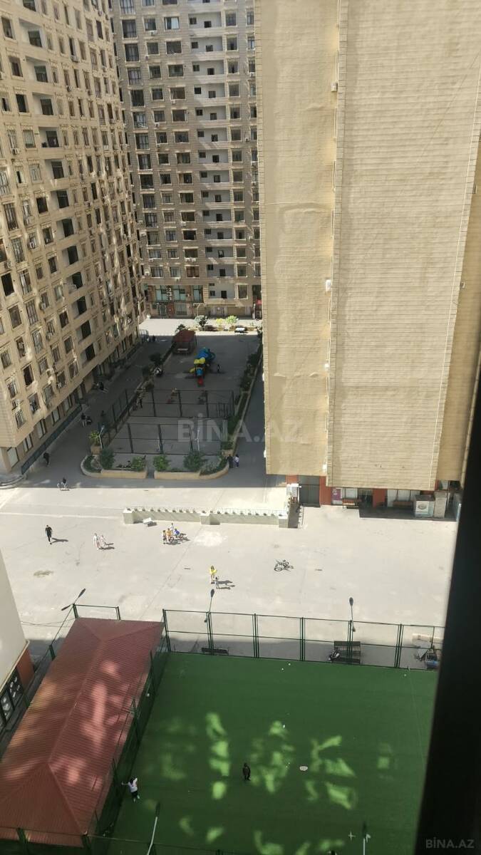 4 otaqlı Yeni tikili, İnşaatçılar m., Bakı