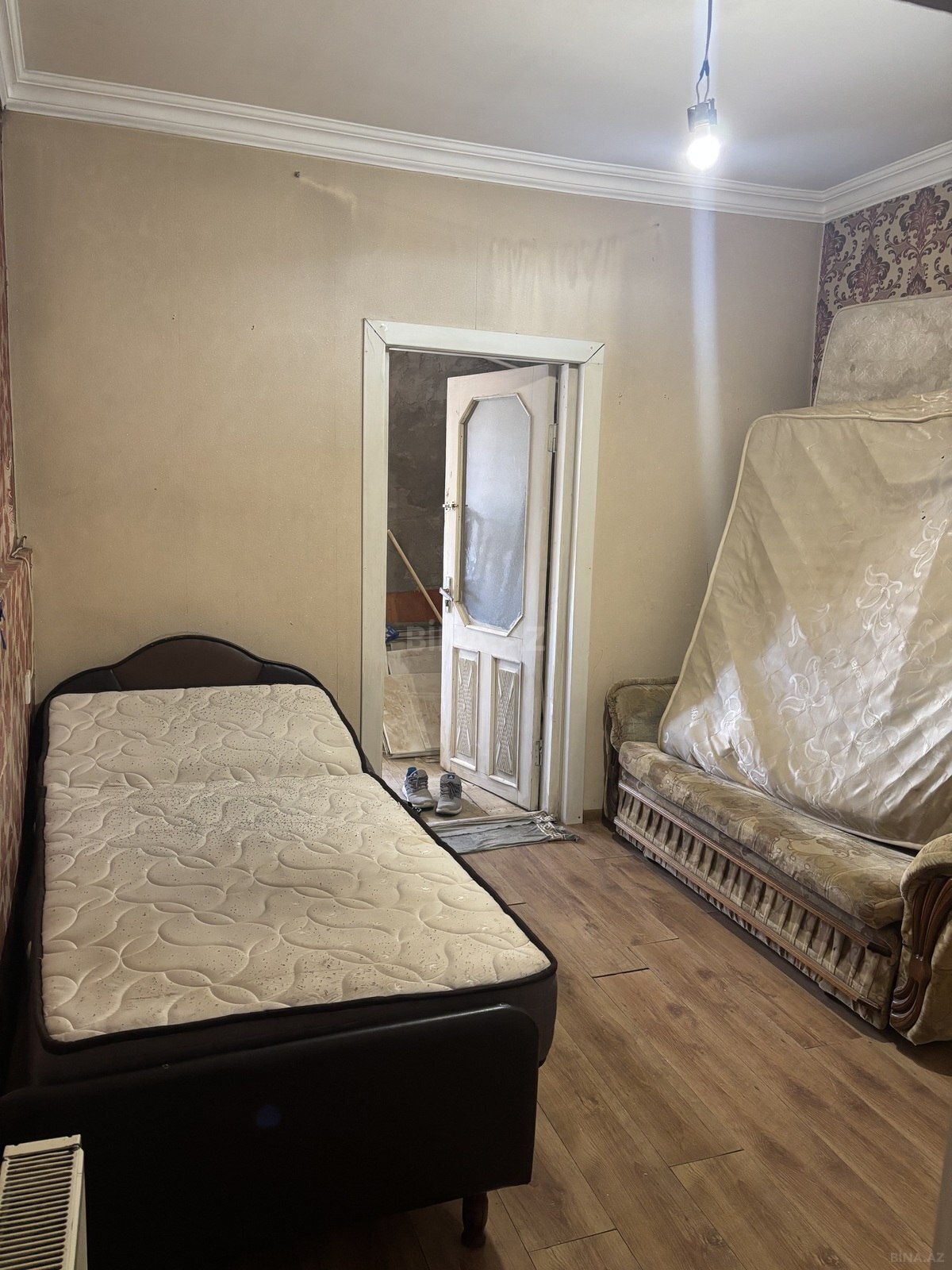 3 otaqlı Köhnə tikili, Badamdar q., Bakı