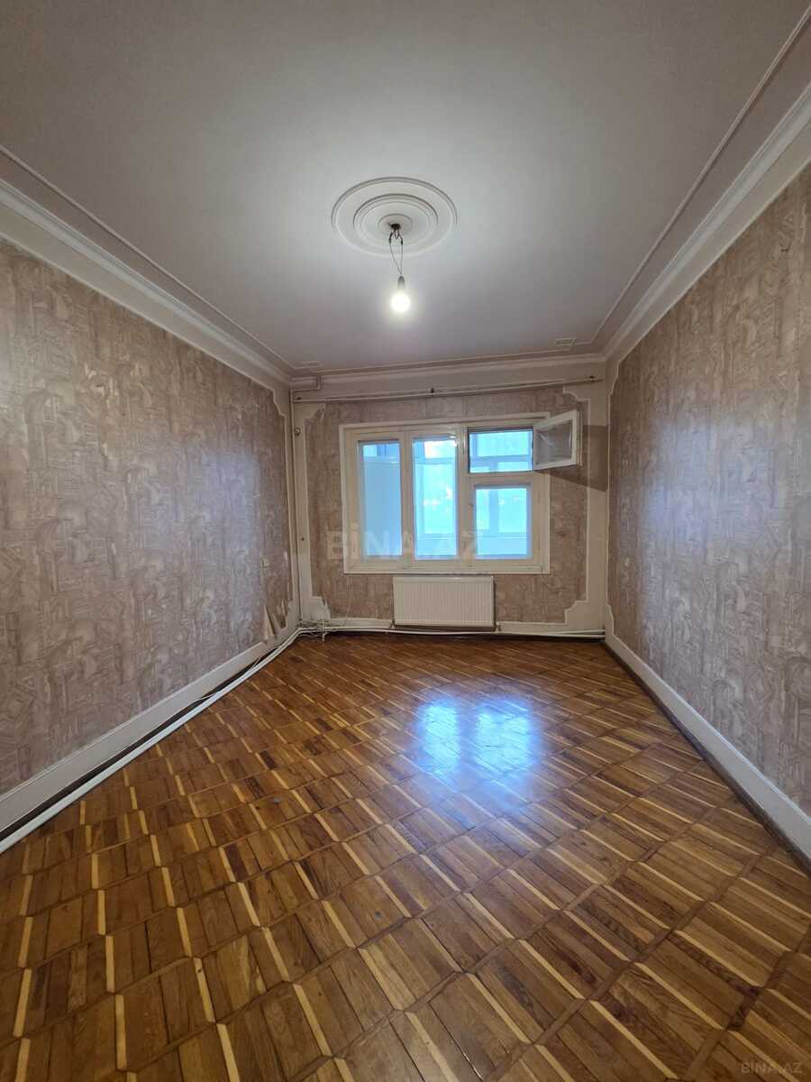 4 otaqlı Köhnə tikili, Əhmədli q., Bakı