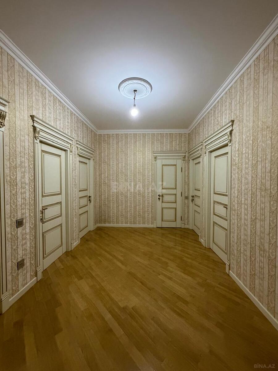 3 otaqlı Yeni tikili, Bakıxanov q., Bakı