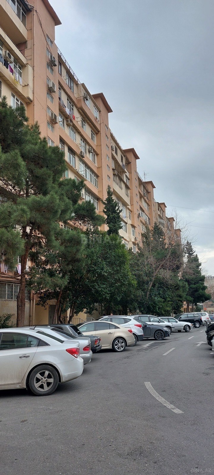 3 otaqlı Köhnə tikili, Gənclik m., Bakı