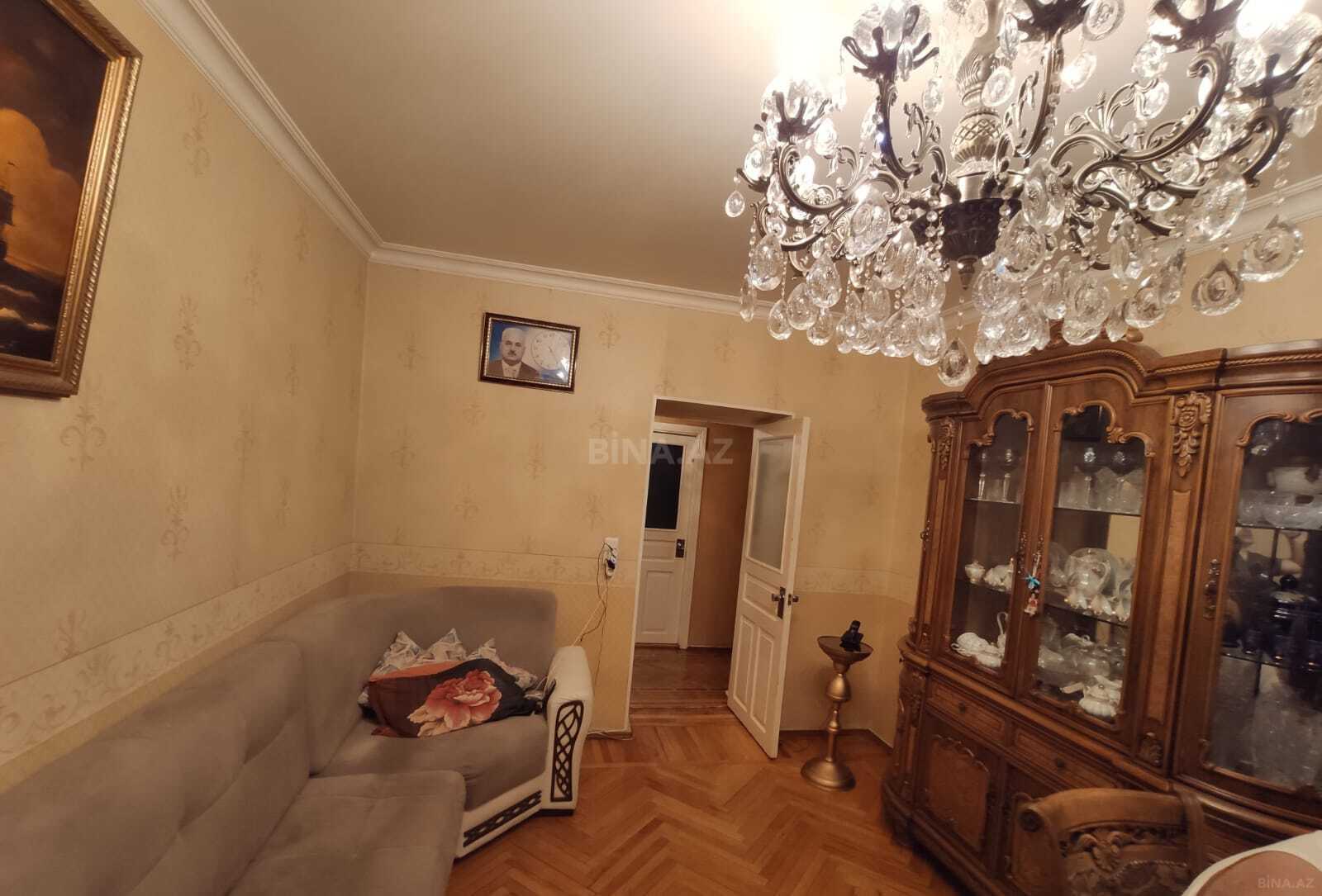 3 otaqlı Köhnə tikili, Nəriman Nərimanov m., Bakı
