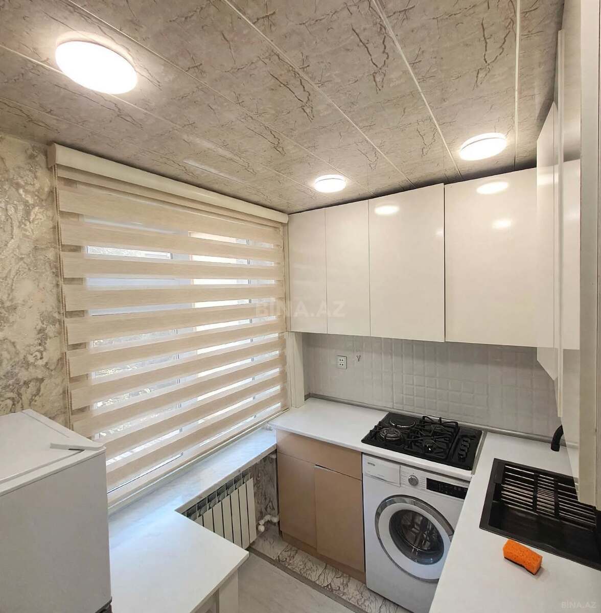 2 otaqlı Köhnə tikili, Neftçilər m., Bakı