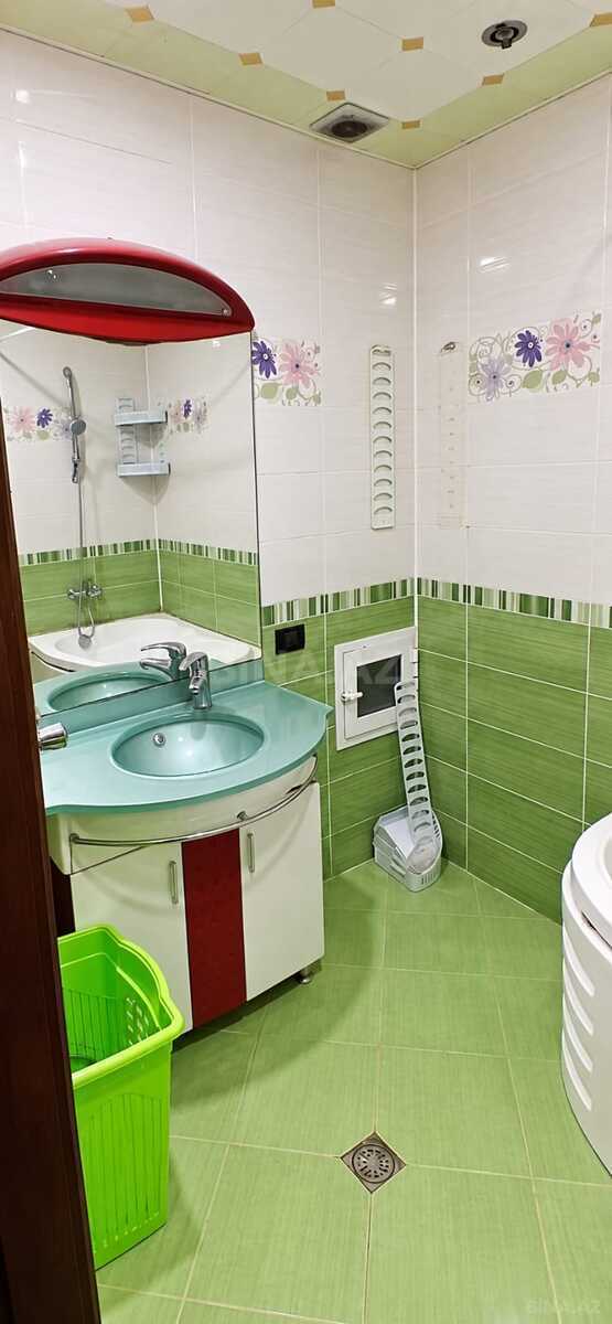 2 otaqlı Yeni tikili, Neftçilər m., Bakı