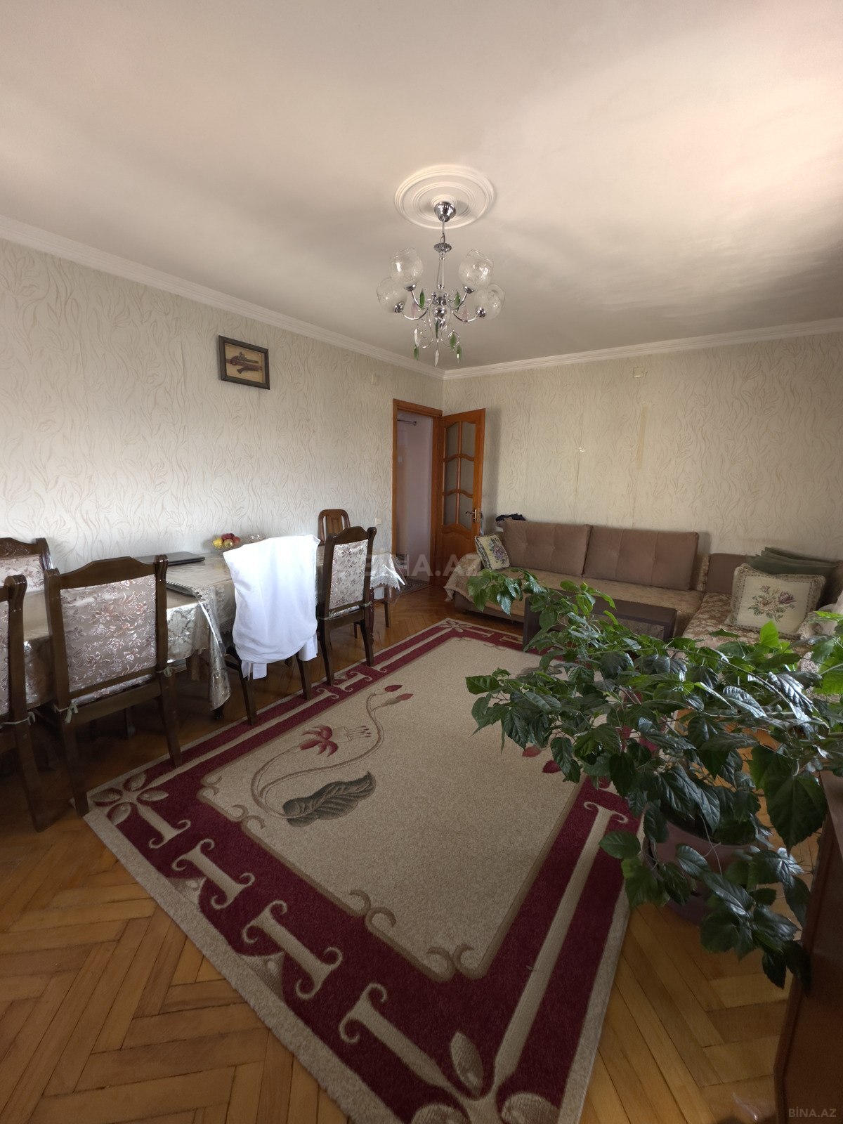 2 otaqlı Köhnə tikili, İnşaatçılar m., Bakı