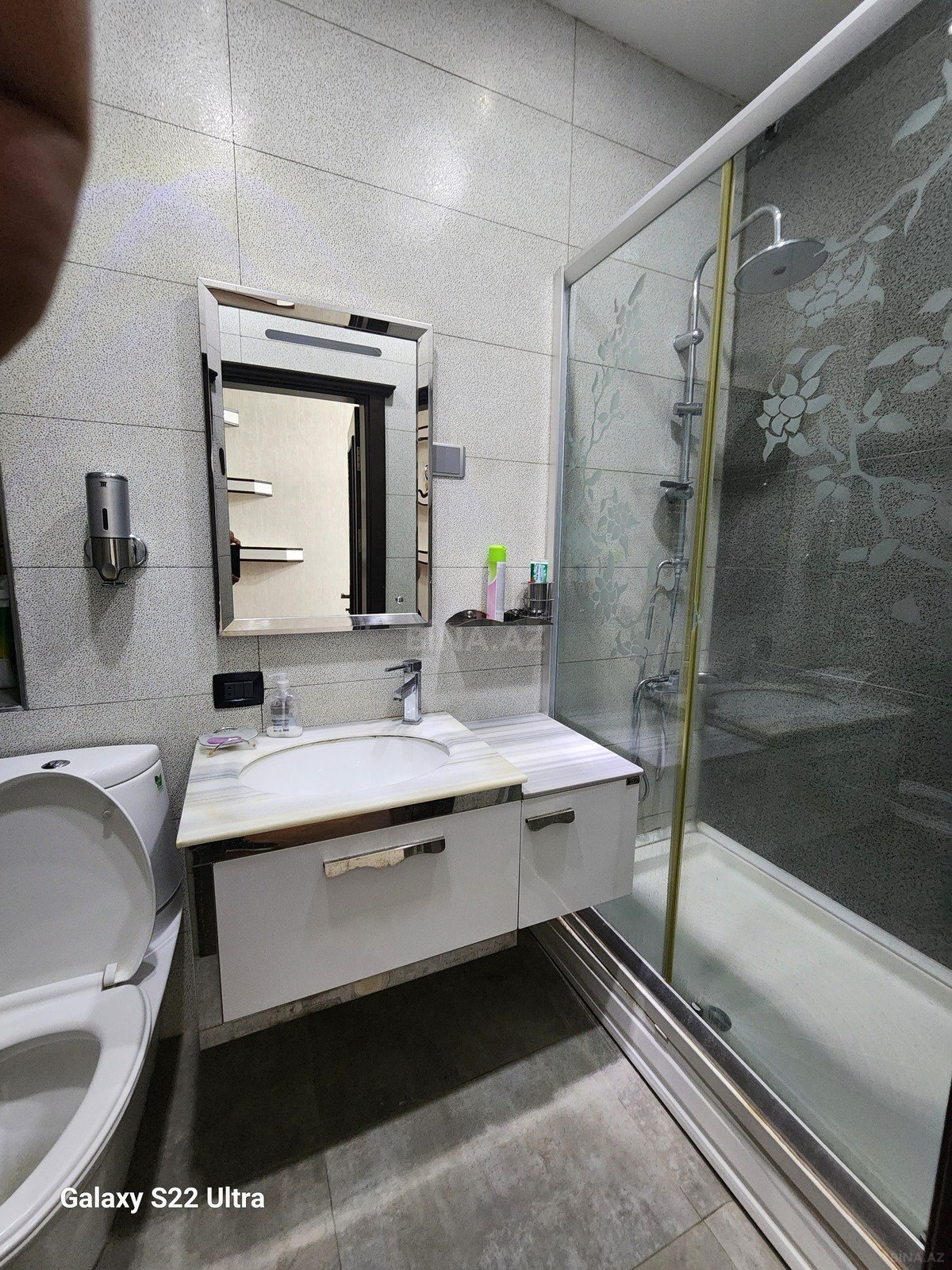 4 otaqlı Yeni tikili, Qara Qarayev m., Bakı