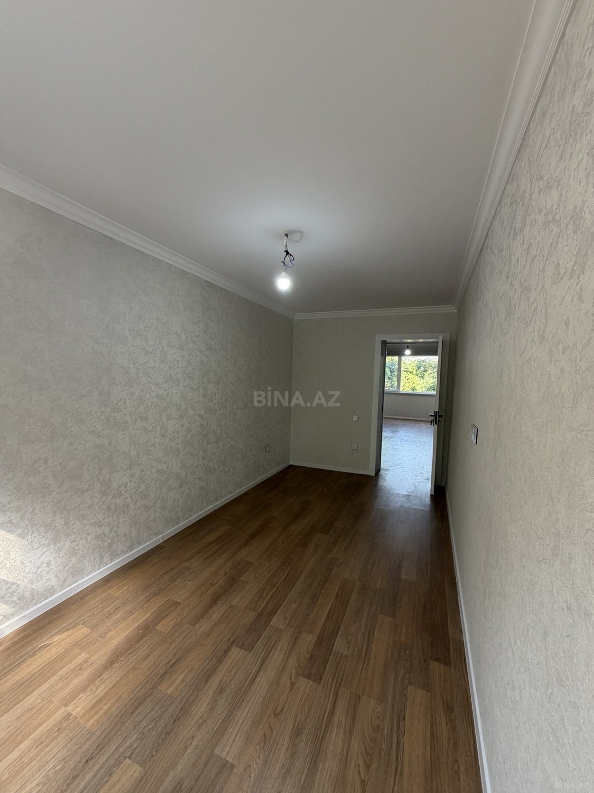 3 otaqlı Köhnə tikili, Elmlər Akademiyası m., Bakı