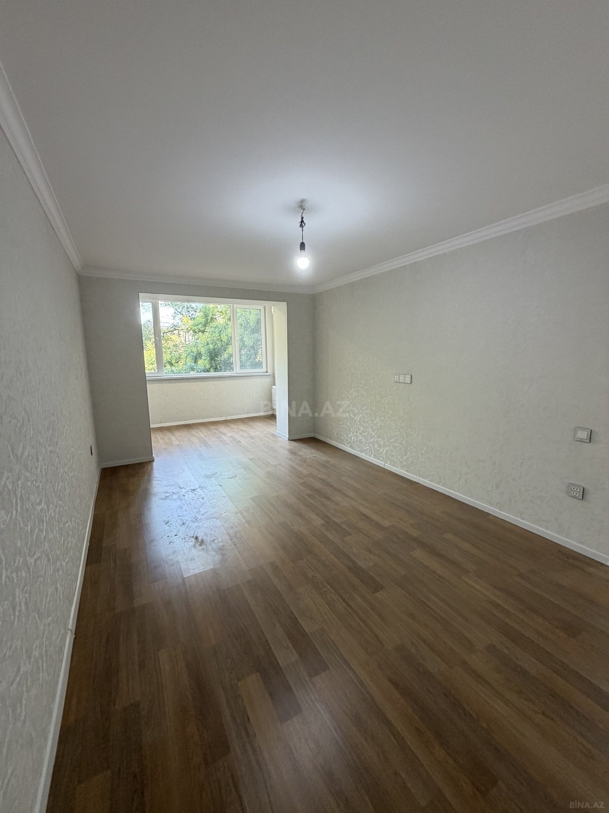 3 otaqlı Köhnə tikili, Elmlər Akademiyası m., Bakı