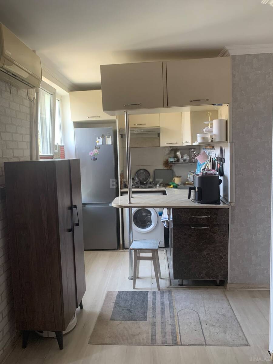 2 otaqlı Köhnə tikili, Neftçilər m., Bakı