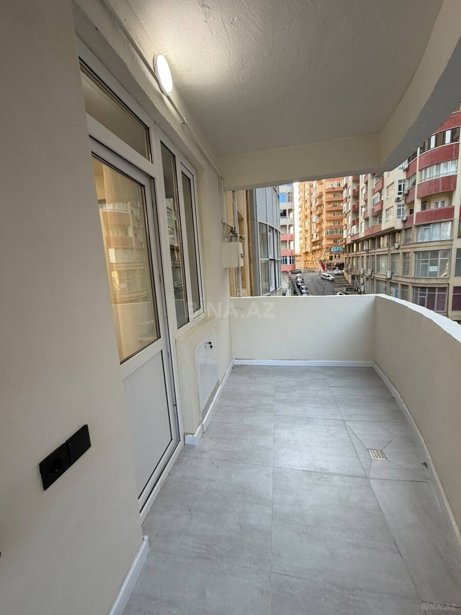 3 otaqlı Yeni tikili, İnşaatçılar m., Bakı