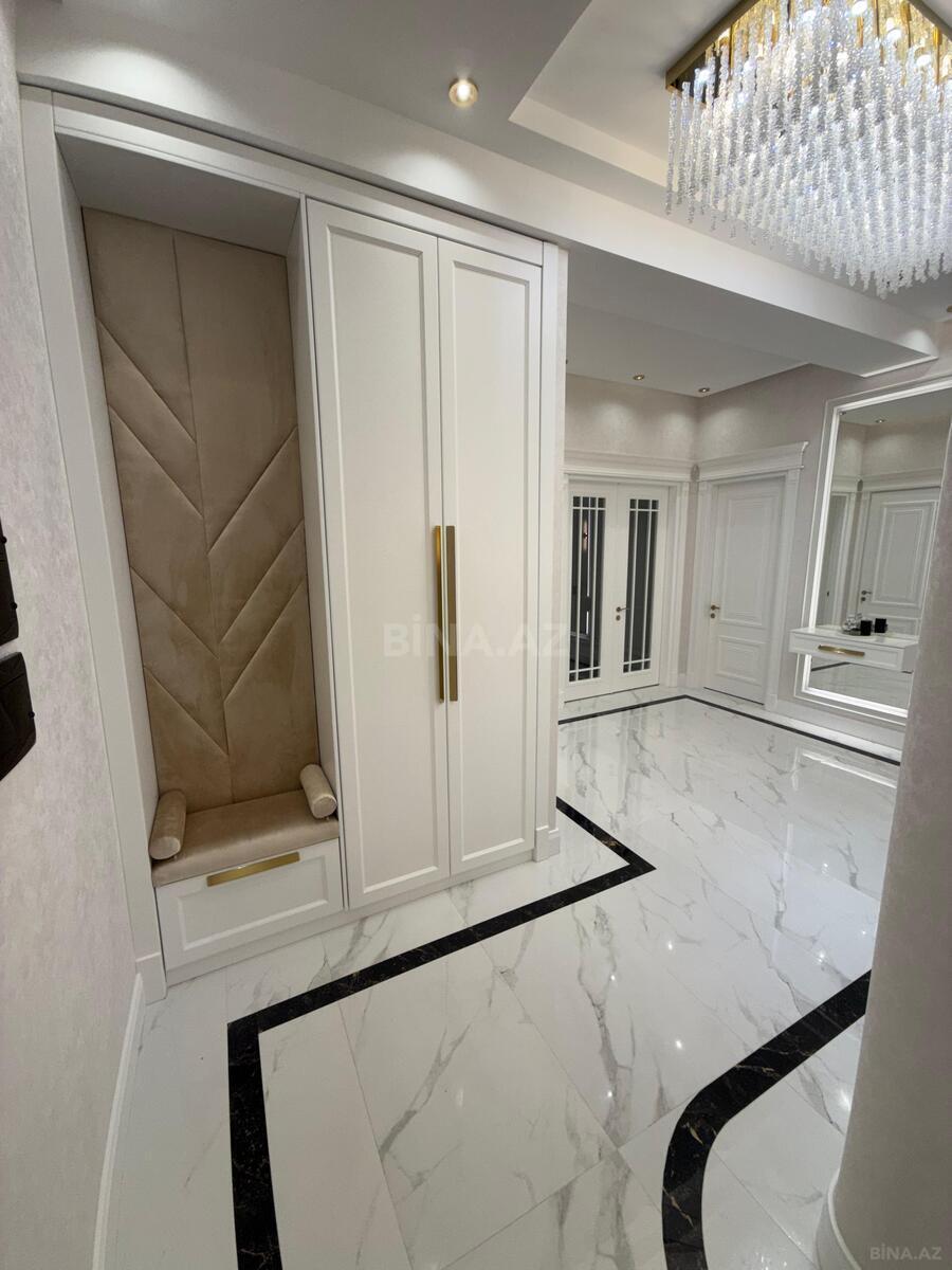 4 otaqlı Yeni tikili, Ağ şəhər q., Bakı